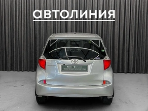 Хетчбэк Toyota Ractis 2012 года, 849000 рублей, Красноярск