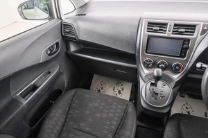 Хетчбэк Toyota Ractis 2011 года, 729000 рублей, Красноярск