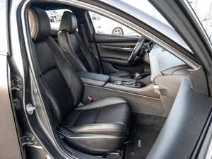 Хетчбэк Mazda 3 2023 года, 3260000 рублей, Краснодар