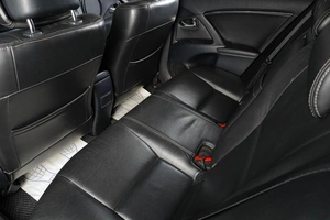 Седан Toyota Avensis 2009 года, 1199000 рублей, Тюмень