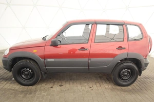 Внедорожник Chevrolet Niva 2010 года, 450000 рублей, Орёл