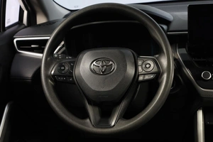 Внедорожник Toyota Corolla Cross 2024 года, 2989000 рублей, Новосибирск