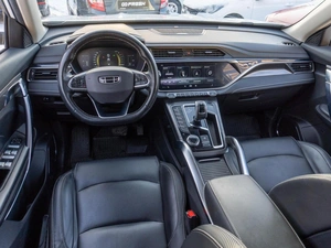 Внедорожник Geely Atlas Pro 2022 года, 1859000 рублей, Саратов