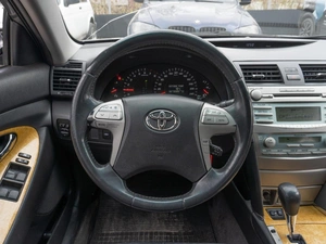 Седан Toyota Camry 2007 года, 1049000 рублей, Саратов