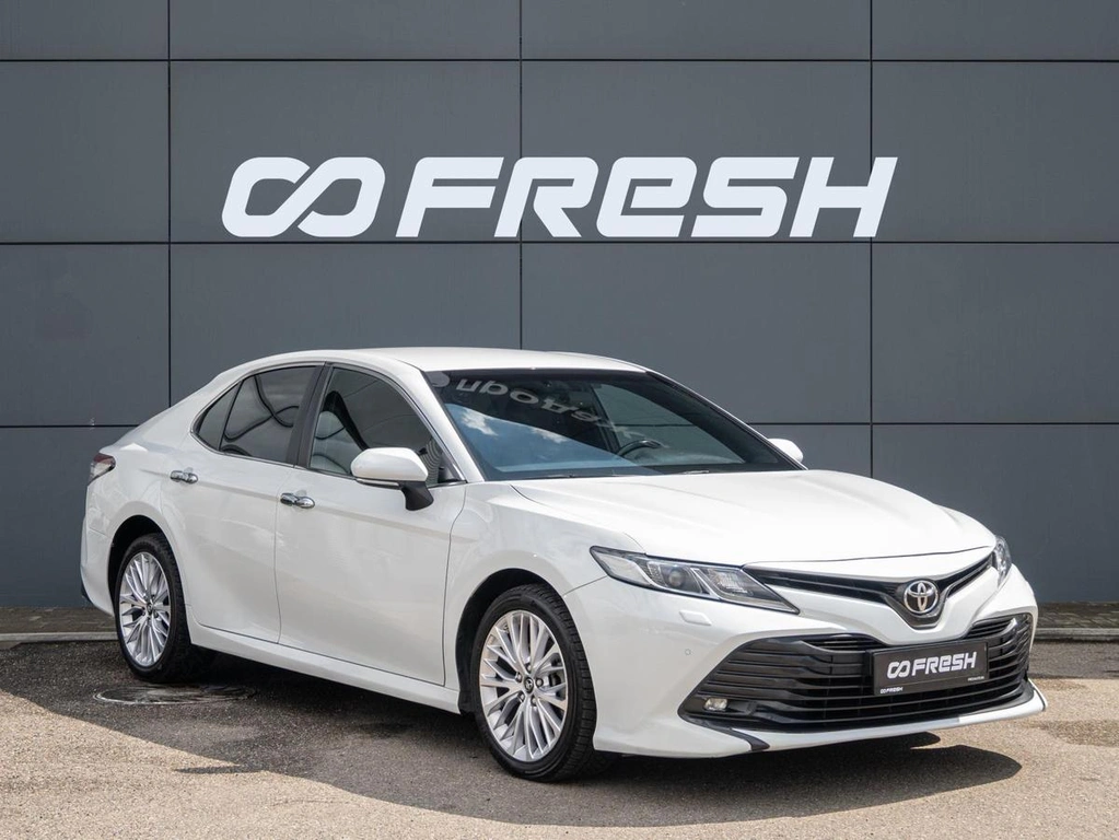 Седан Toyota Camry 2018 года, 2675000 рублей, Краснодар