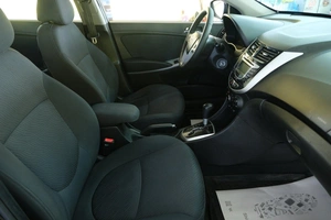 Седан Hyundai Solaris 2011 года, 959000 рублей, Омск