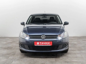 Седан Volkswagen Polo 2014 года, 925000 рублей, Красноярск