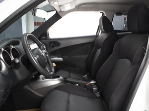 Внедорожник Nissan Juke 2011 года, 860000 рублей, Омск