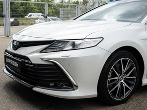 Седан Toyota Camry 2021 года, 4200000 рублей, Краснодар