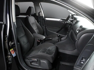 Хетчбэк Volkswagen Golf 2011 года, 960000 рублей, Минеральные Воды