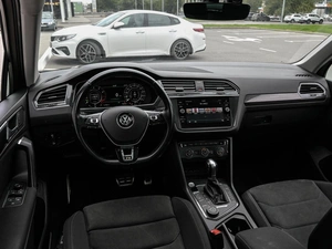 Внедорожник Volkswagen Tiguan 2018 года, 2870000 рублей, Волгоград