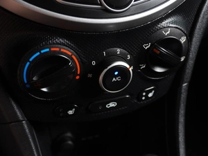 Седан Hyundai Solaris 2012 года, 939000 рублей, Воронеж