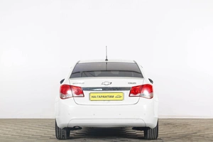 Седан Chevrolet Cruze 2012 года, 799000 рублей, Тюмень