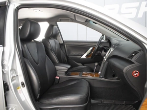 Седан Toyota Camry 2010 года, 1499000 рублей, Омск