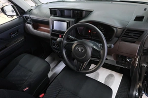 Минивэн Toyota Roomy 2020 года, 1229000 рублей, Омск