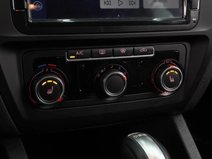 Седан Volkswagen Jetta 2016 года, 1399000 рублей, Воронеж