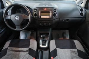 Хетчбэк Volkswagen Golf Plus 2007 года, 699000 рублей, Омск