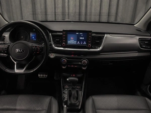 Внедорожник Kia Stonic 2020 года, 1545000 рублей, Красноярск