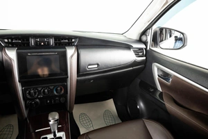 Внедорожник Toyota Fortuner 2018 года, 2699000 рублей, Пермь