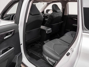 Внедорожник Toyota Highlander 2025 года, 5670000 рублей, Краснодар