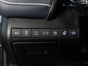 Седан Toyota Camry 2018 года, 2999000 рублей, Тюмень