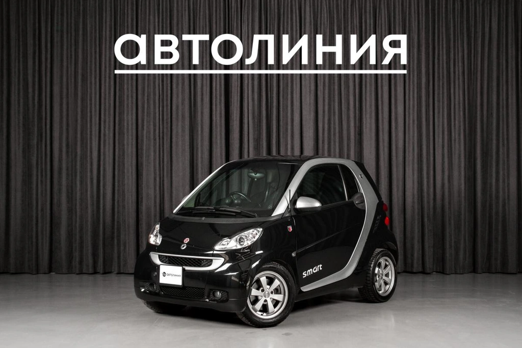 Хетчбэк Smart Fortwo 2010 года, 579000 рублей, Красноярск