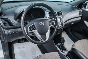 Хетчбэк Hyundai Solaris 2011 года, 769000 рублей, Челябинск