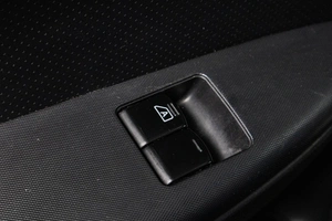 Хетчбэк Nissan Note 2013 года, 809000 рублей, Сургут