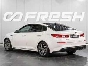 Седан Kia Optima 2019 года, 2550000 рублей, Сургут