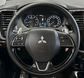 Внедорожник Mitsubishi Outlander 2021 года, 2850000 рублей, Красноярск
