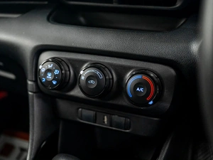 Хетчбэк Toyota Yaris 2020 года, 1290000 рублей, Красноярск