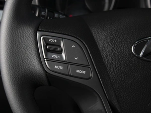Внедорожник Hyundai Santa Fe 2012 года, 1800000 рублей, Омск