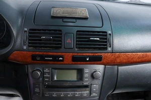 Седан Toyota Avensis 2008 года, 789000 рублей, Челябинск