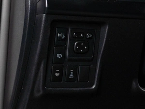 Внедорожник Toyota Land Cruiser Prado 2011 года, 2700000 рублей, Тюмень
