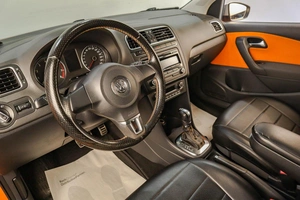 Хетчбэк Volkswagen Polo 2012 года, 989000 рублей, Челябинск