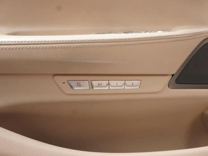 Седан BMW 7 серия 2015 года, 3469000 рублей, Красный Пахарь