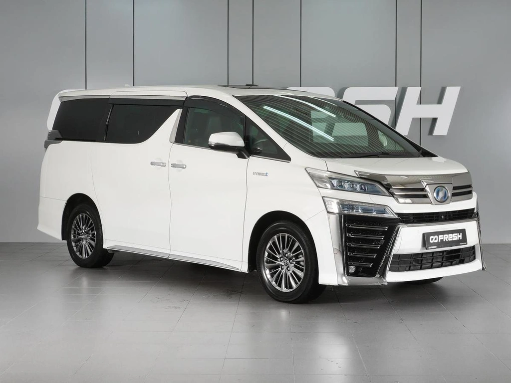 Минивэн Toyota Vellfire 2018 года, 4999000 рублей, Красный Пахарь
