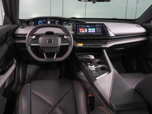 Лифтбек Changan UNI-V 2023 года, 2099000 рублей, Воронеж