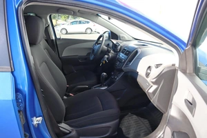 Седан Chevrolet Aveo 2012 года, 650000 рублей, Курск