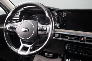 Седан Kia K5 2020 года, 2189000 рублей, Оренбург