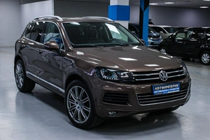 Внедорожник Volkswagen Touareg 2012 года, 2058000 рублей, Солонцы