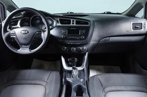 Хетчбэк Kia Ceed 2013 года, 899000 рублей, Новосибирск