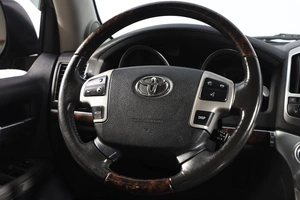 Внедорожник Toyota Land Cruiser 2015 года, 4389000 рублей, Новосибирск
