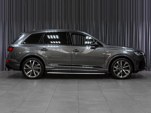 Внедорожник Audi Q7 2023 года, 11499000 рублей, Тюмень