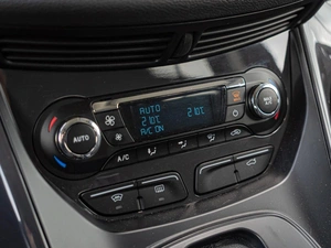 Внедорожник Ford Kuga 2013 года, 1195000 рублей, Краснодар