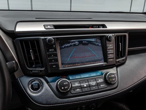 Внедорожник Toyota RAV4 2018 года, 2340000 рублей, Краснодар