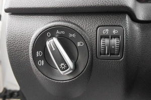 Внедорожник Volkswagen Tiguan 2012 года, 1189000 рублей, Барнаул