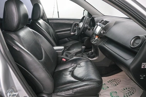 Внедорожник Toyota RAV4 2009 года, 1499000 рублей, Красноярск