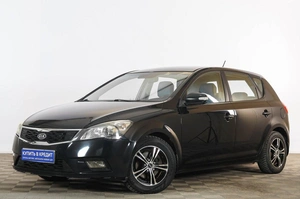 Хетчбэк Kia Ceed 2010 года, 649000 рублей, Тюмень