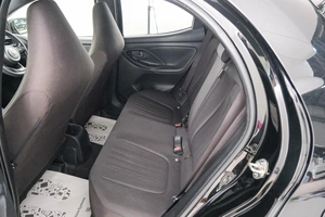Хетчбэк Toyota Yaris 2021 года, 1149000 рублей, Красноярск